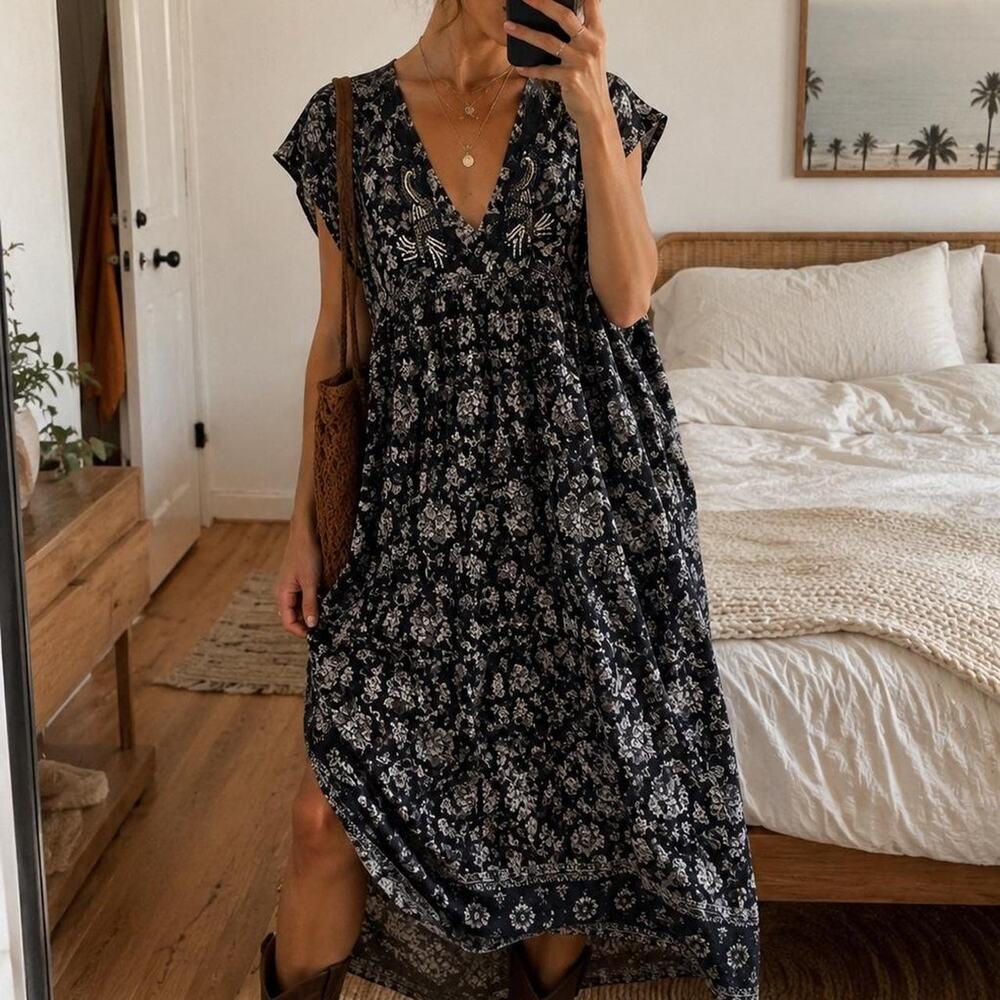 Vogue VIP Floral Lace Midi Dress Beaded Bird Applique Navy Ivory Oversized